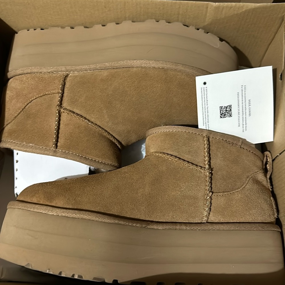 Ugg ultra mini platform